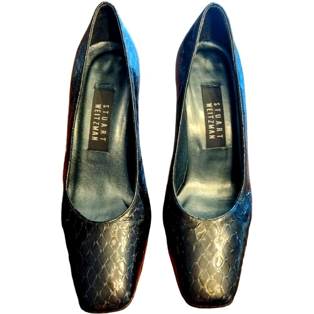 Stuart Weitzman Snakeskin Embossed Patent Leather Heels, Size 8c, Black